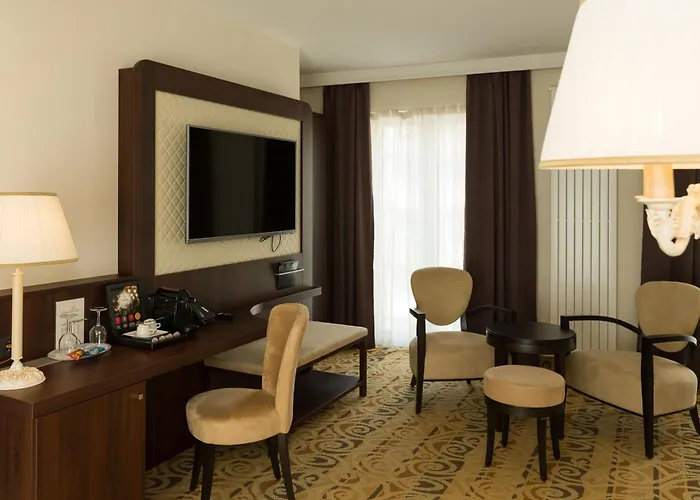 فندق Schopenhauer Hof 4*