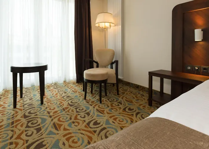 Hotel Schopenhauer Hof 4*